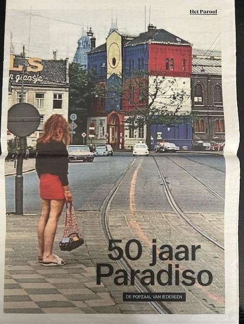 50 jaar Paradiso tijdschrift magazine Parool pop concerten, Ophalen of Verzenden, Zo goed als nieuw, Sport en Vrije tijd