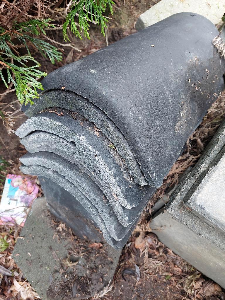 Nok vorst beton dakpannen gevelpan nokvorst RBB Monier, Ophalen, Steen of Klei, Zo goed als nieuw, Minder dan 5 m²