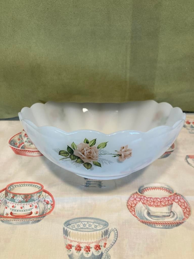 Schaal Arcopal, rose roosje, 20cm (170226), Ophalen of Verzenden, Overige stijlen, Glas, Schaal of Schalen