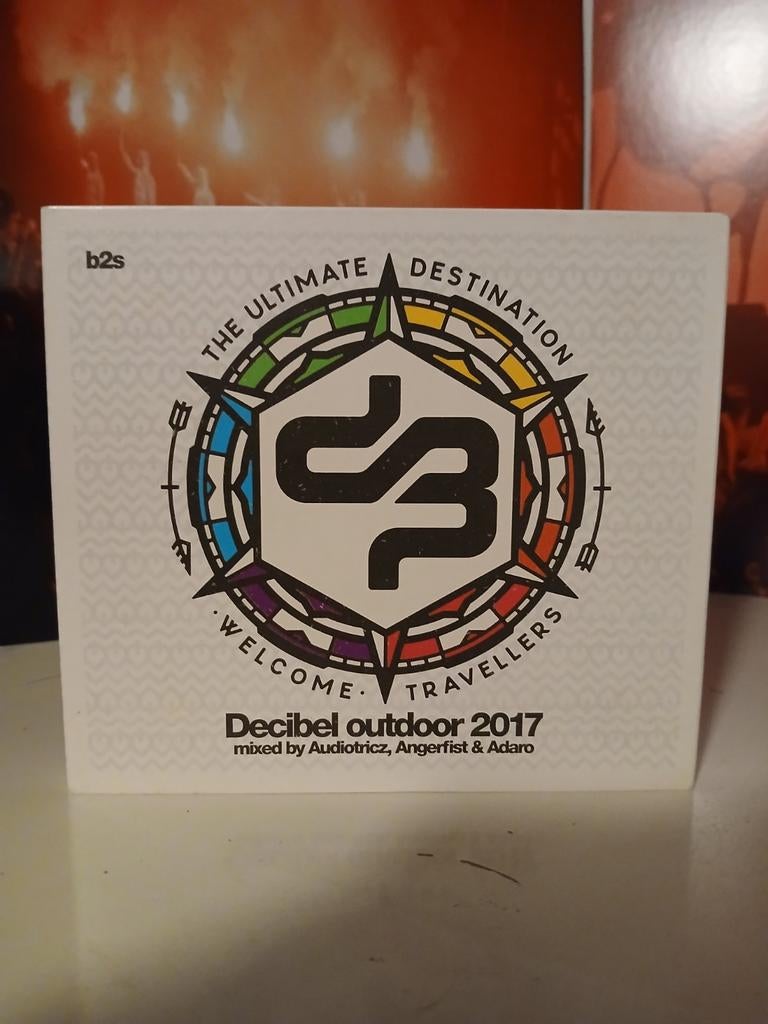 Decibel Outdoor 2017, Cd's en Dvd's, Ophalen of Verzenden, Zo goed als nieuw