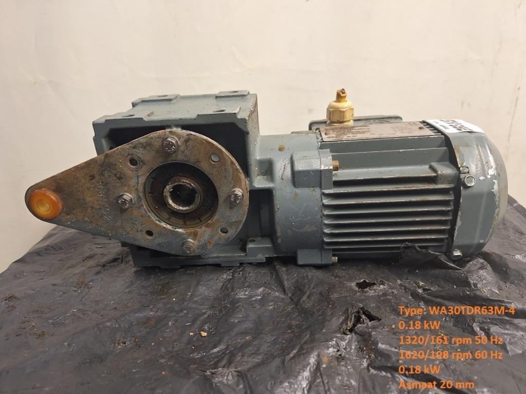 SEW Eurodrive WA30T DRS63M4 met reductie SH392, Doe-het-zelf en Verbouw, Motoren, Gebruikt, Elektromotor, Minder dan 1400 rpm