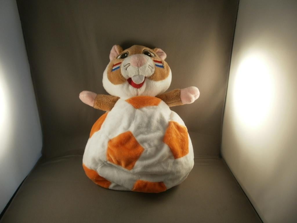 Albert Heijn voetbal hamster omkeerbaar oranje/wit of zwart, Ophalen of Verzenden, Nieuw, Overige typen
