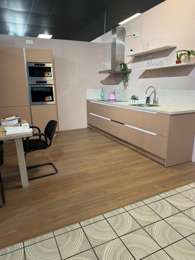 Luxe Nobilia showroomkeuken & Whirlpool apparatuur, Ophalen, Overige kleuren, Nieuw, Dubbelwandige keuken