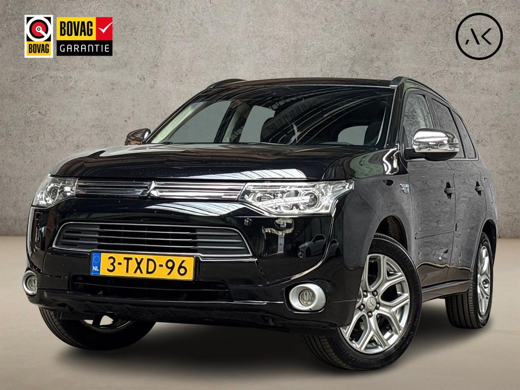 Mitsubishi Outlander 2.0 PHEV Deluxe 203Pk Automaat (SCHUIFD, Automaat, Zwart, 4 cilinders, Automatische klimaatregeling