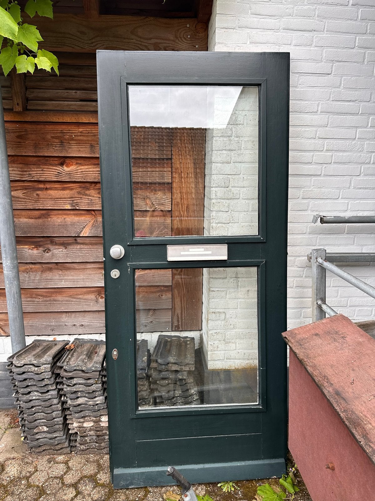 Gratis Donkergroene buitendeur met glas, ca. 212x93cm, Ophalen, Gebruikt, 80 tot 100 cm, Buitendeur
