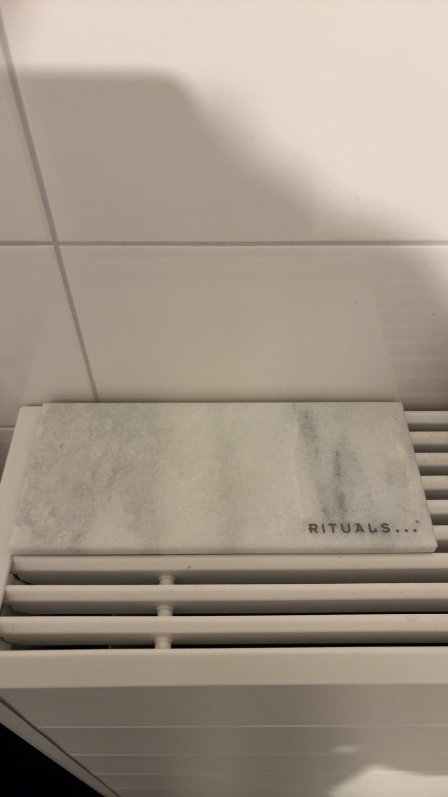 Rituals wit marmeren tray / dienblad / onderzetter / plateau, Ophalen of Verzenden, Zo goed als nieuw, Modern, Wit