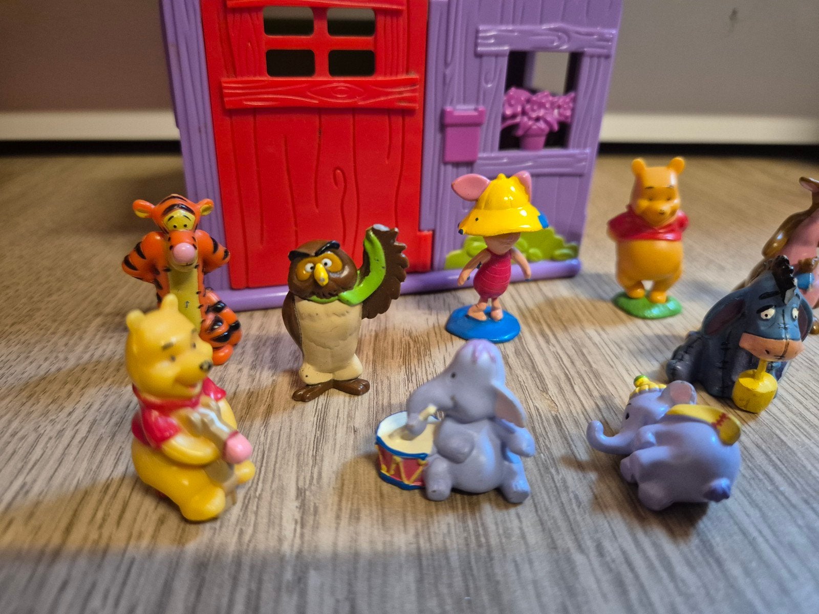 Winnie de Poeh huisje met poppetjes, Ophalen of Verzenden