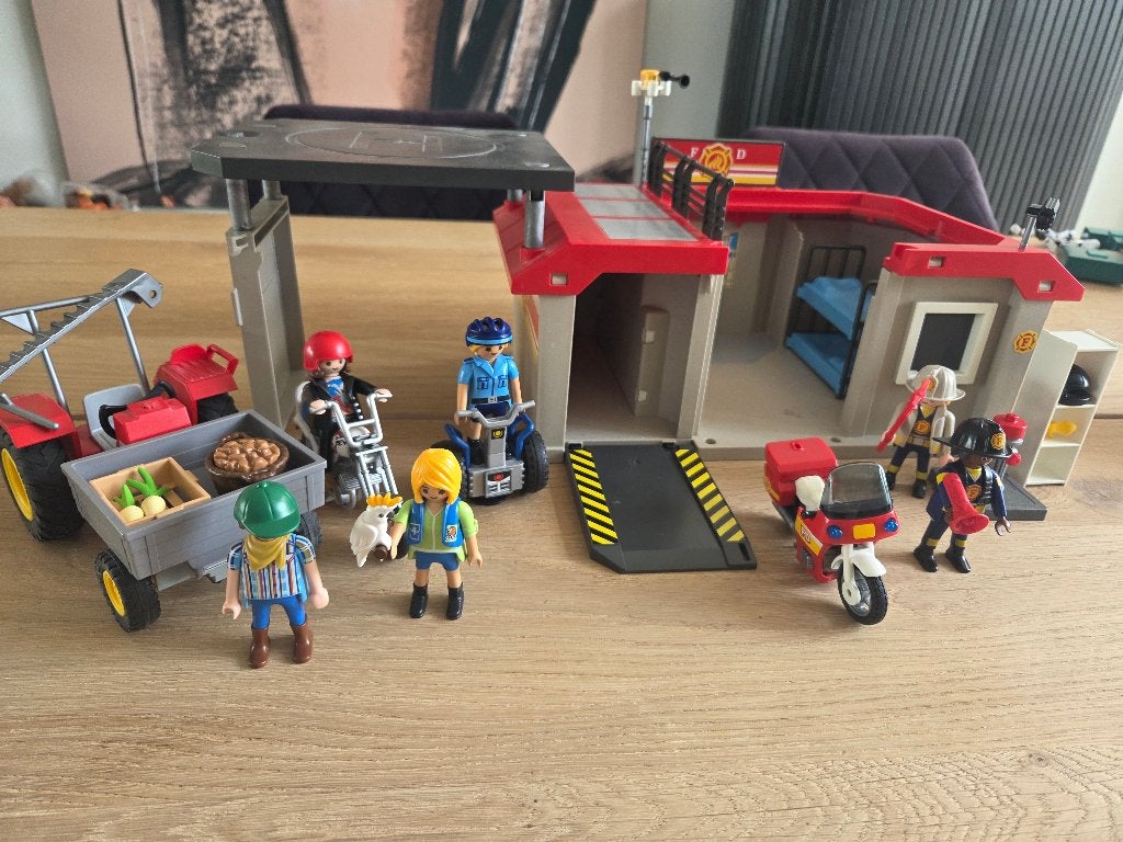 Brandweer Kazerne, Kinderen en Baby's, Speelgoed | Playmobil, Complete set, Overige typen, Ophalen of Verzenden, Zo goed als nieuw