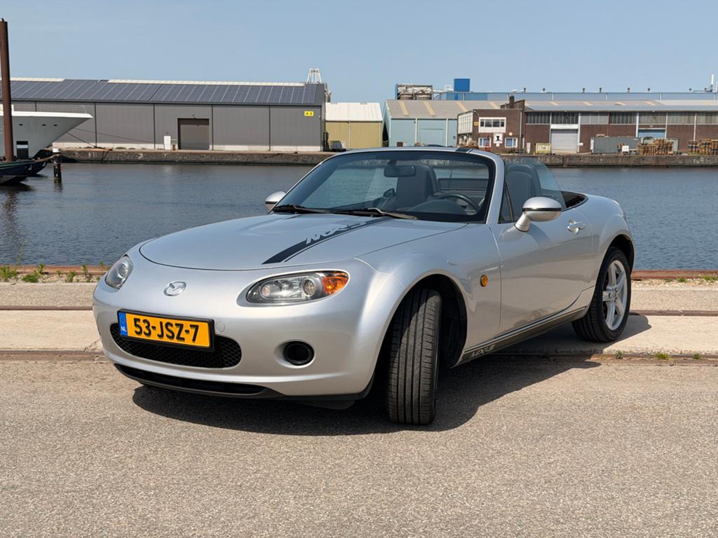 Mazda MX-5 2.0 Topstaat!, Apk, banden, remmen nieuw, Auto's, 13 km/l, Achterwielaandrijving, Zwart, 4 cilinders