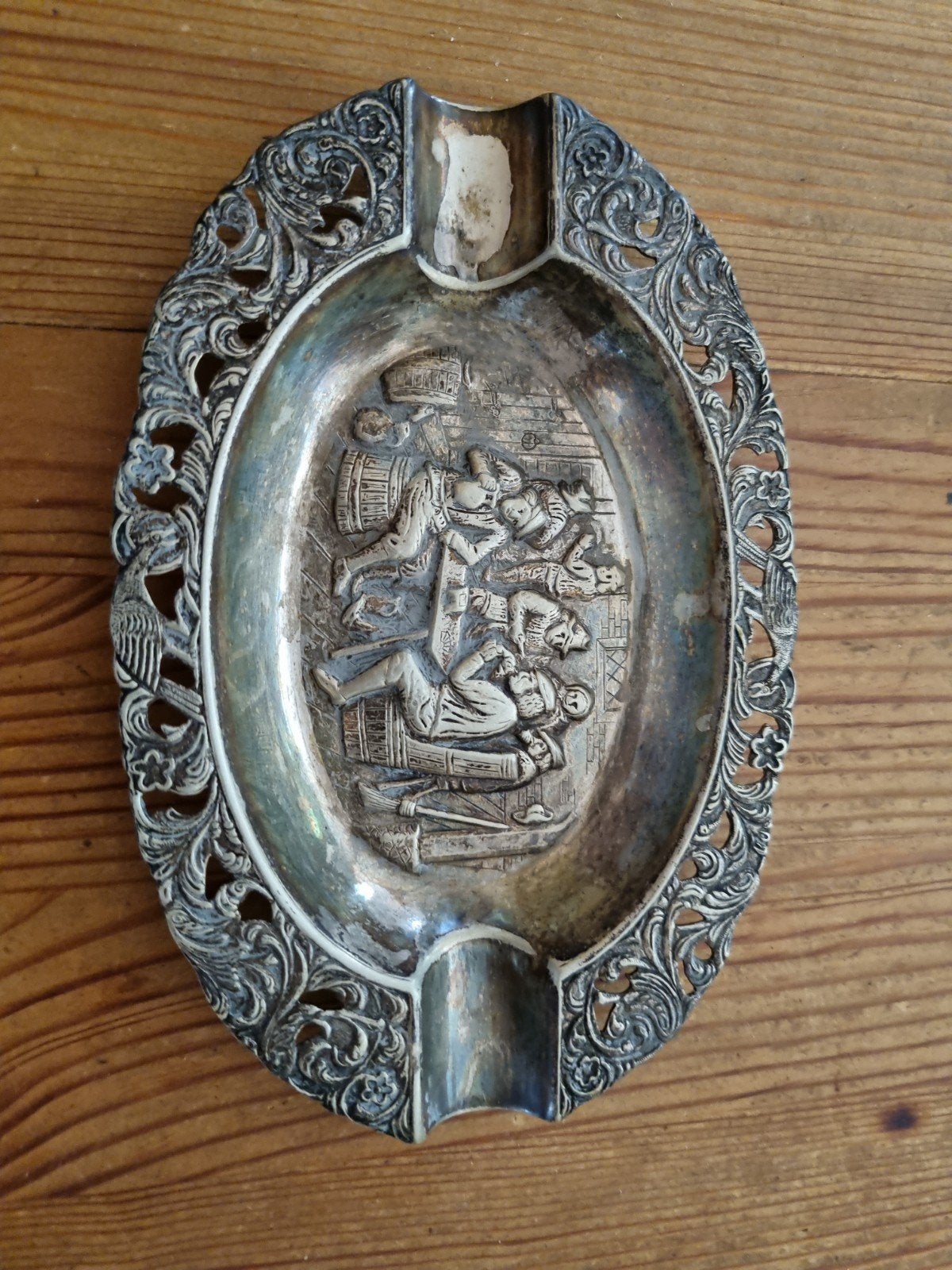 Vintage verzilverde asbak met reliëfscène, Antiek en Kunst, Ophalen of Verzenden