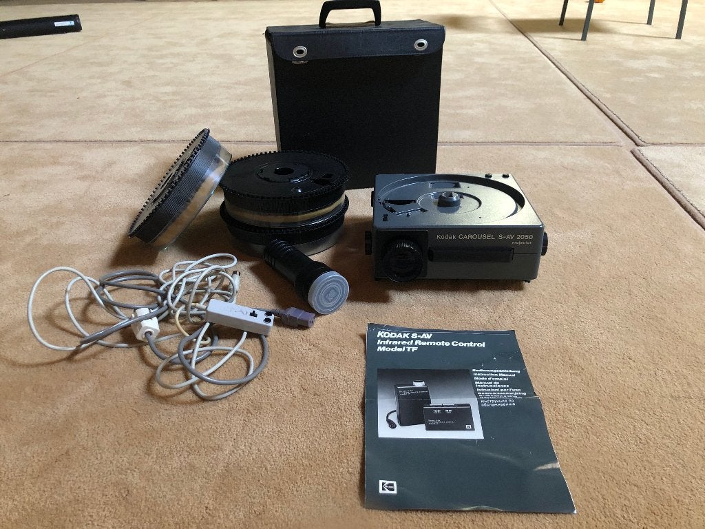 Kodak Carousel projector S-AV 2050, Ophalen of Verzenden, Zo goed als nieuw