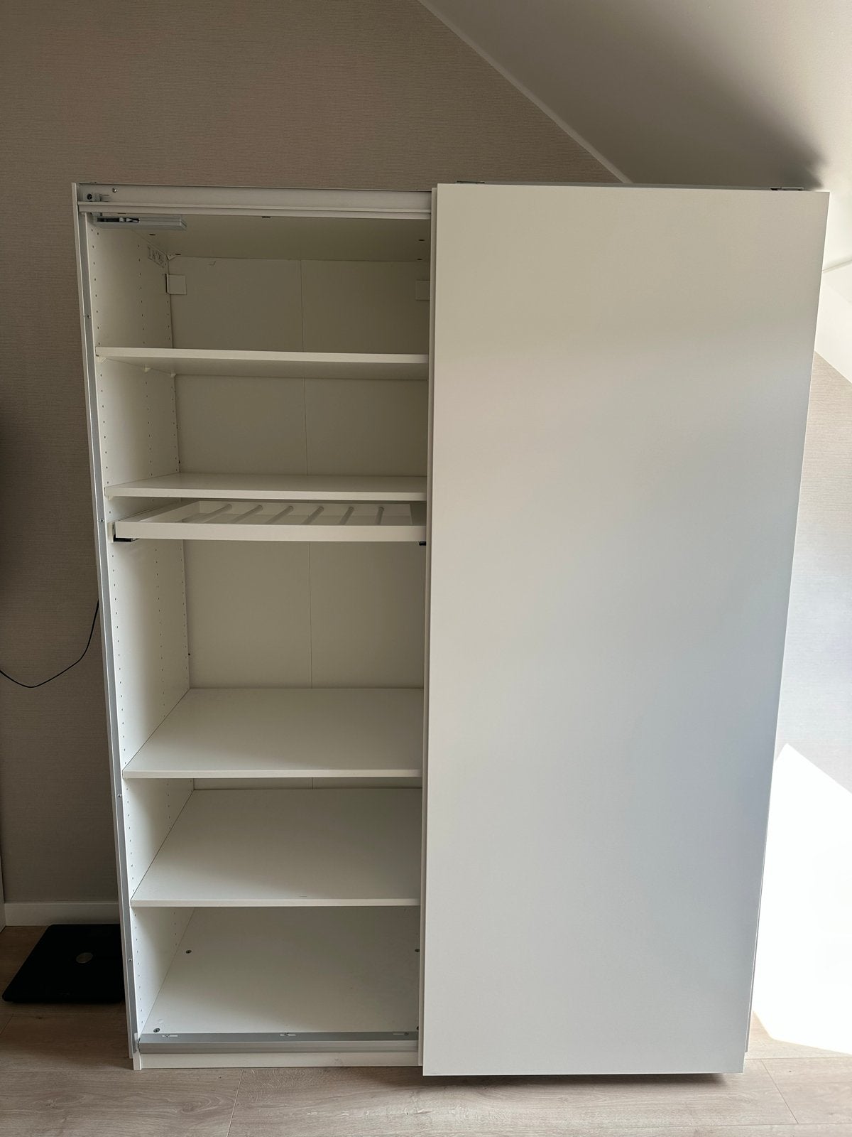 Pax kast met schuifdeuren, Huis en Inrichting, Kasten | Kledingkasten, Ophalen, Met plank(en), 100 tot 150 cm, 200 cm of meer