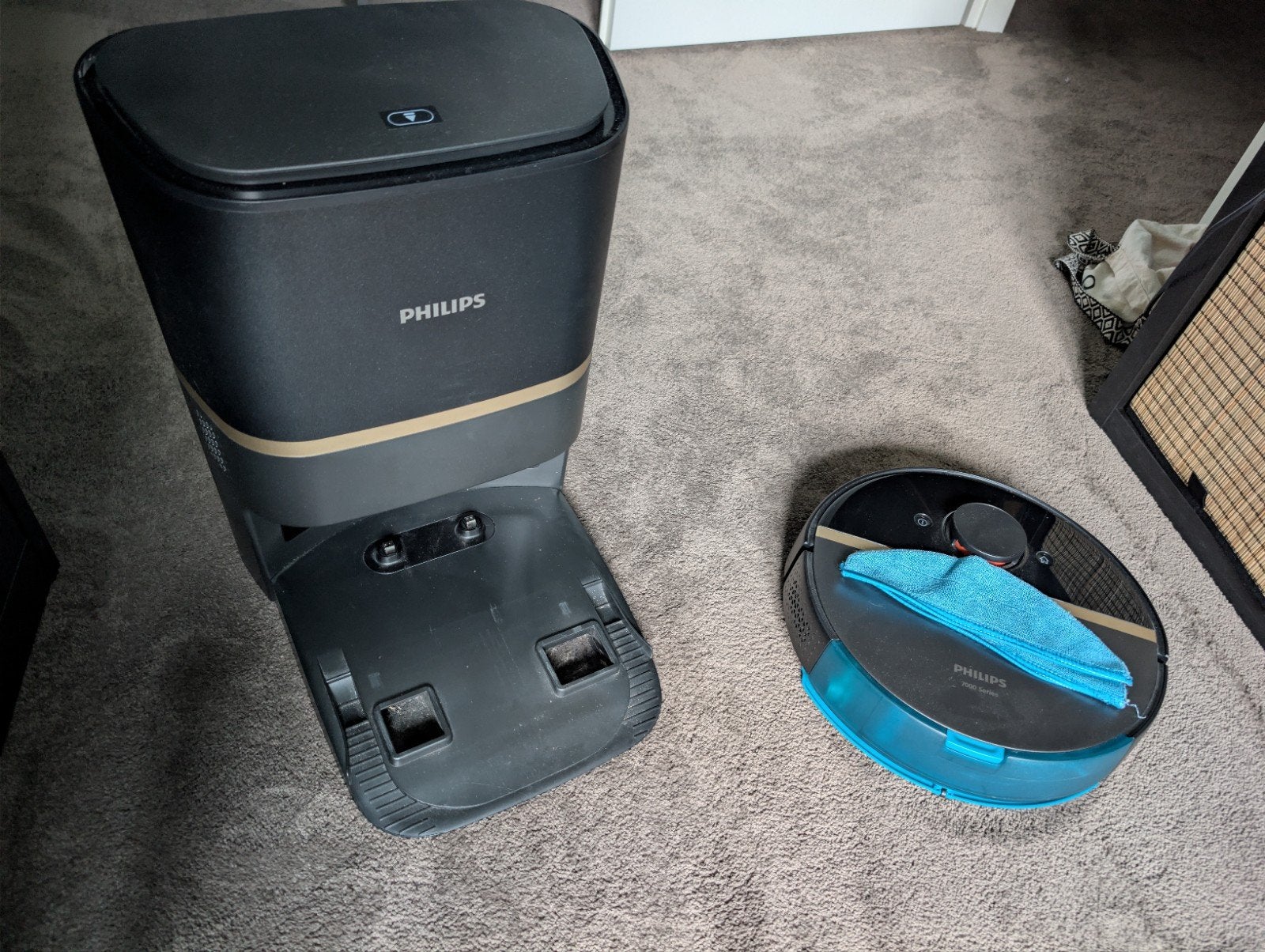 Philips XU7100 Robotstofzuiger met Dweilfunctie, Gebruikt, Philips, Geschikt voor tapijt, Ophalen of Verzenden