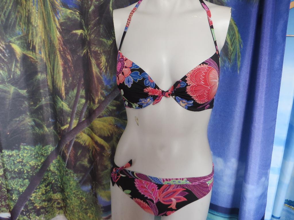 Aubade beugel halter bikini div kl. mt 70 D /75 C slip 38, Kleding | Dames, Badmode en Zwemkleding, Aubade, Ophalen of Verzenden