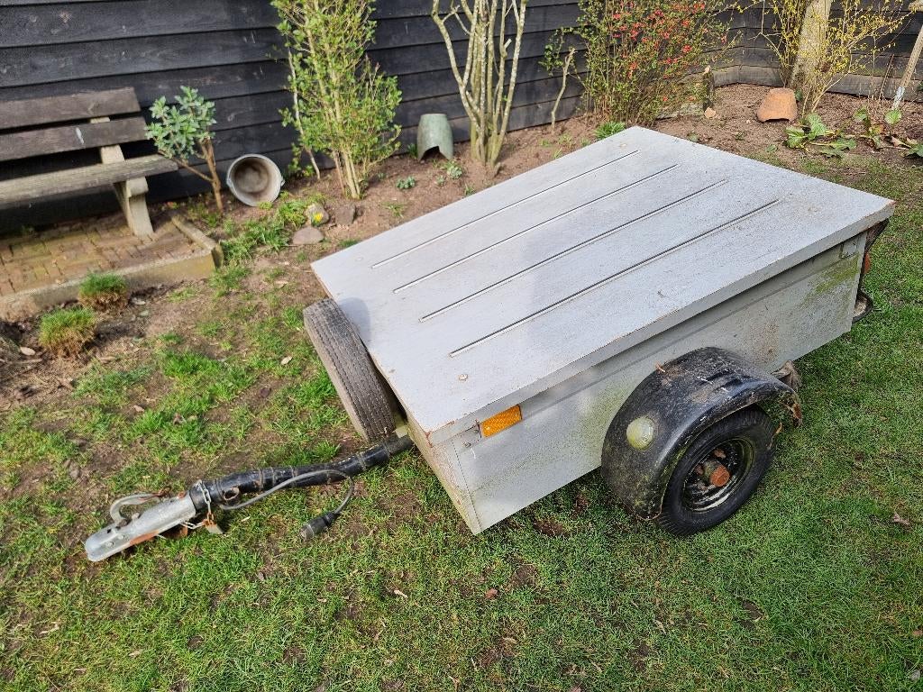 Aanhanger met deksel, Ophalen, Gebruikt