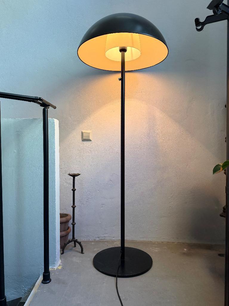 Vintage design Brasa vloerlamp, zwart metalen staande lamp, Ophalen, Gebruikt, -, -