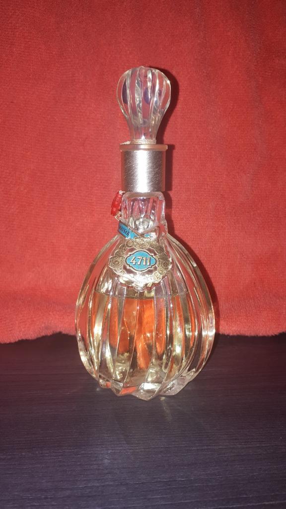 4711 Kölnisch Wasser. Helemaal origineel., Verzamelen, Parfumverzamelingen, Ophalen of Verzenden, Gebruikt, Parfumfles, Gevuld