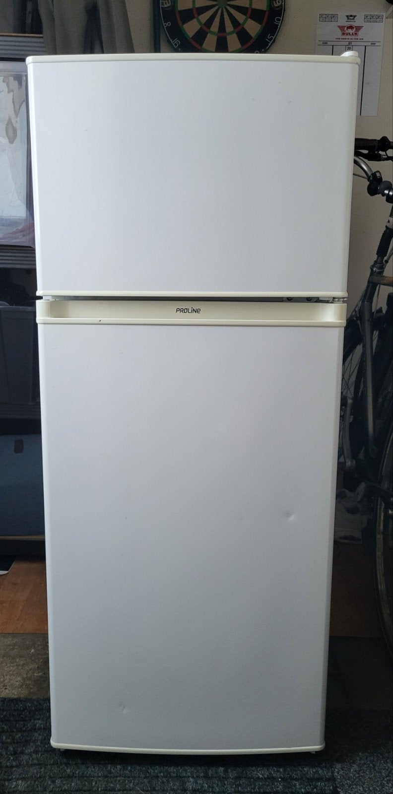 Proline koel-vriescombinatie/koelkast met vriesvak- schoon, Gebruikt, 100 tot 150 liter, 45 tot 60 cm, Met vriesvak