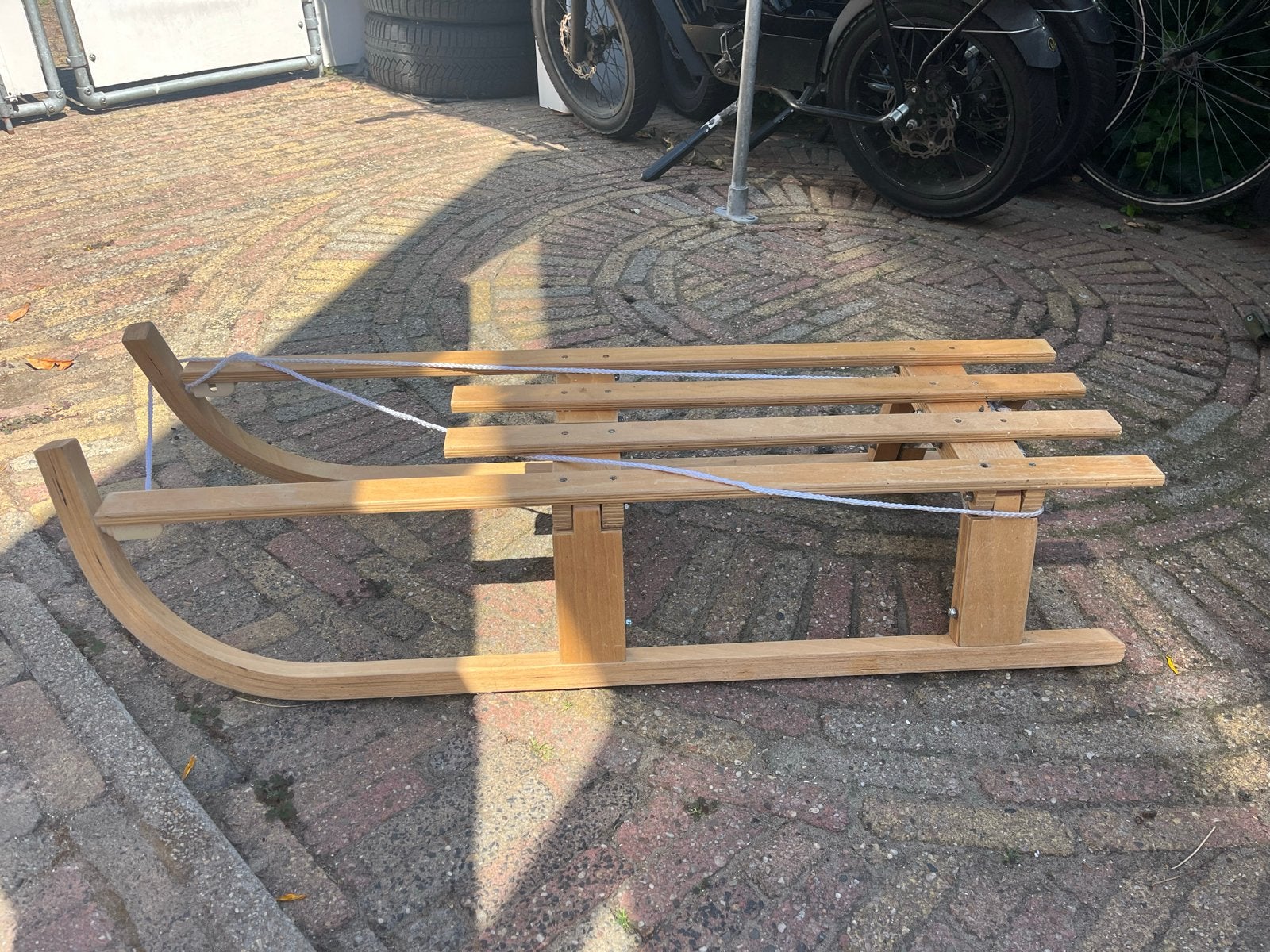 Houten slee - Opvouwbaar en compact, Ophalen of Verzenden, Gebruikt, Hout