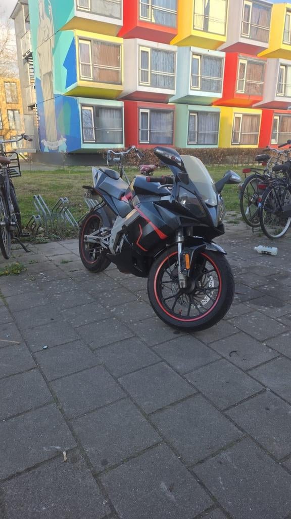 Derbi GPR, Fietsen en Brommers, Ophalen, 6 versnellingen, Gebruikt, Maximaal 45 km/u
