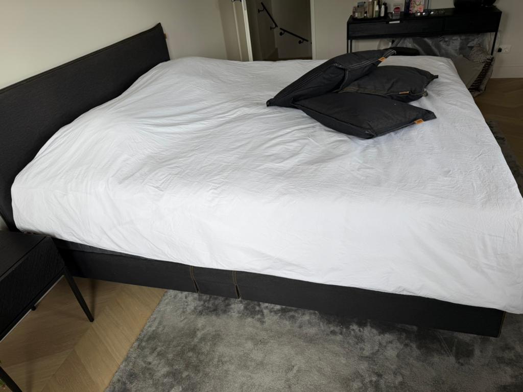 elektrische Auping boxspring 180x210  verstelbaar 2matrassen, Ophalen, Gebruikt, Blauw, 210 cm