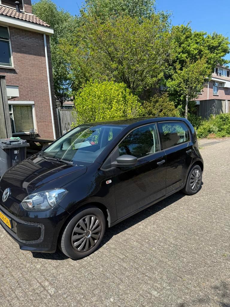 Volkswagen up! 1.0 44KW 2013 Zwart, Auto's, Volkswagen, Voorwielaandrijving, Stof, Up!, 840 kg