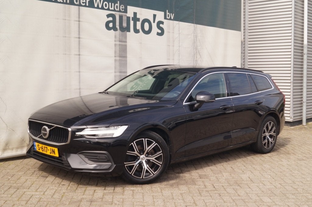 Volvo V60 2.0 B4 197pk Automaat Core -NAVI-ECC-LED-CAM-, Auto's, Dealer onderhouden, Stof, Euro 6, 4 cilinders