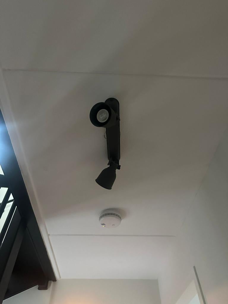 Hektar plafondrail 2 spots IKEA, Ophalen, Metaal of Aluminium, Zo goed als nieuw, Led