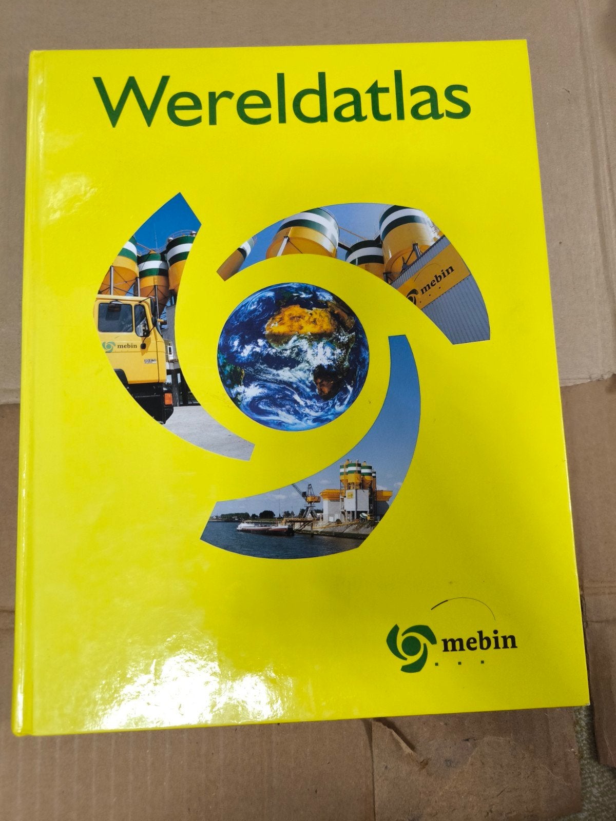 Wereldatlas - Mebin editie, Ophalen, Overige atlassen, 2000 tot heden, Zo goed als nieuw