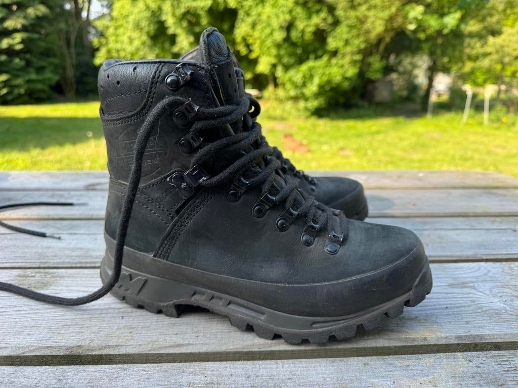 Zgan zwarte Meindl MFS M1 maat 37 gore tex, Ophalen of Verzenden, Zo goed als nieuw, Schoenen