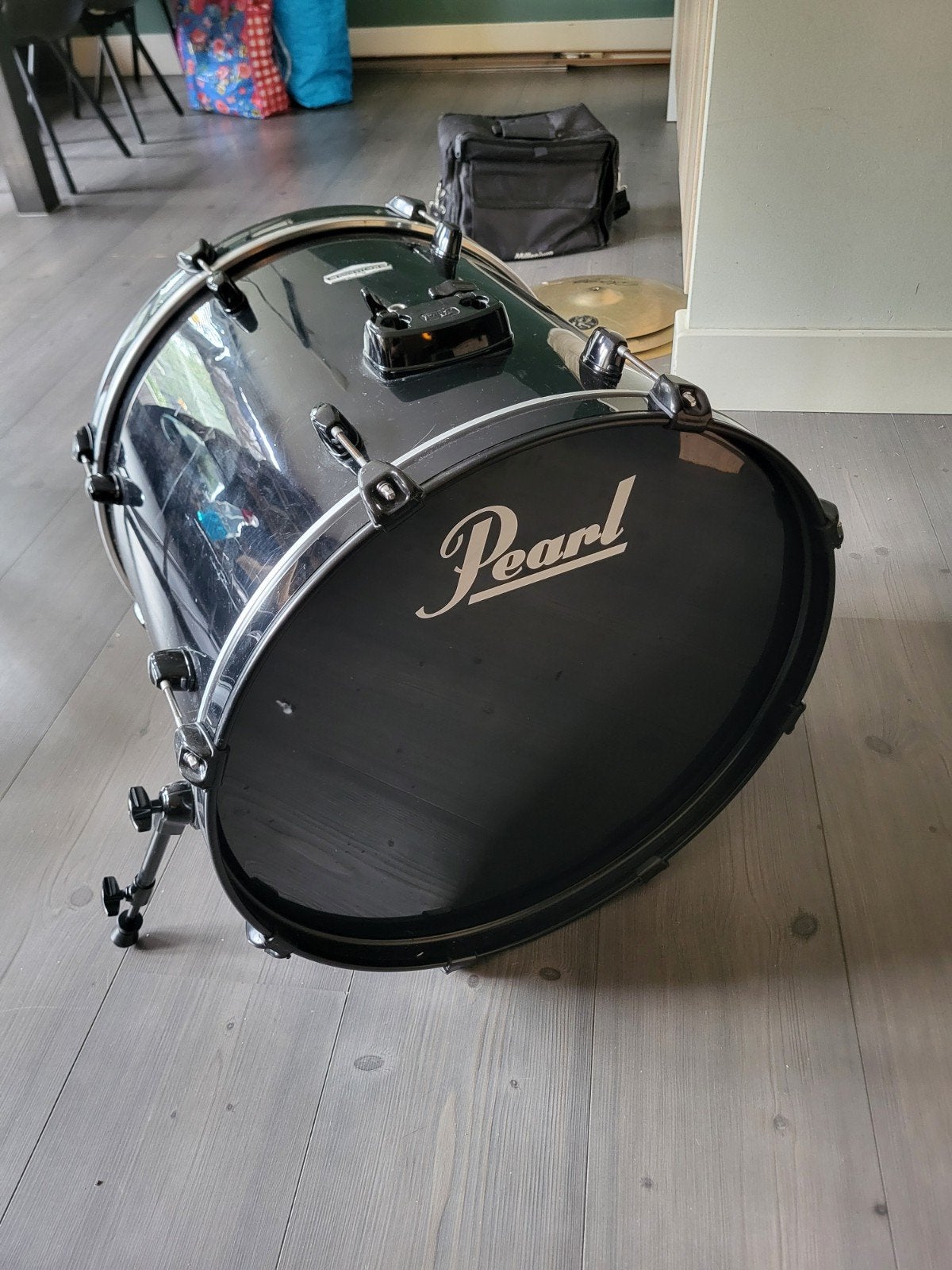 Pearl Forum Series 22 inch bassdrum met P-120P pedaal, Ophalen, Gebruikt, Pearl