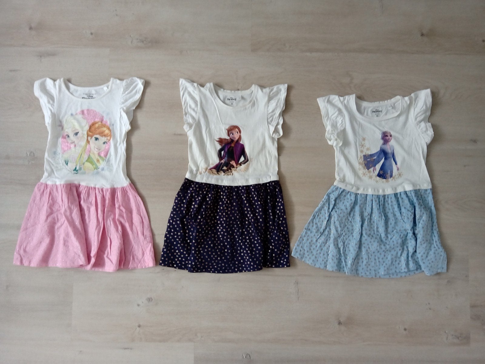 Jurkjes Frozen met opdruk maat 116 set van 3 stuks, Gebruikt, Disney Frozen, Meisje, Ophalen of Verzenden