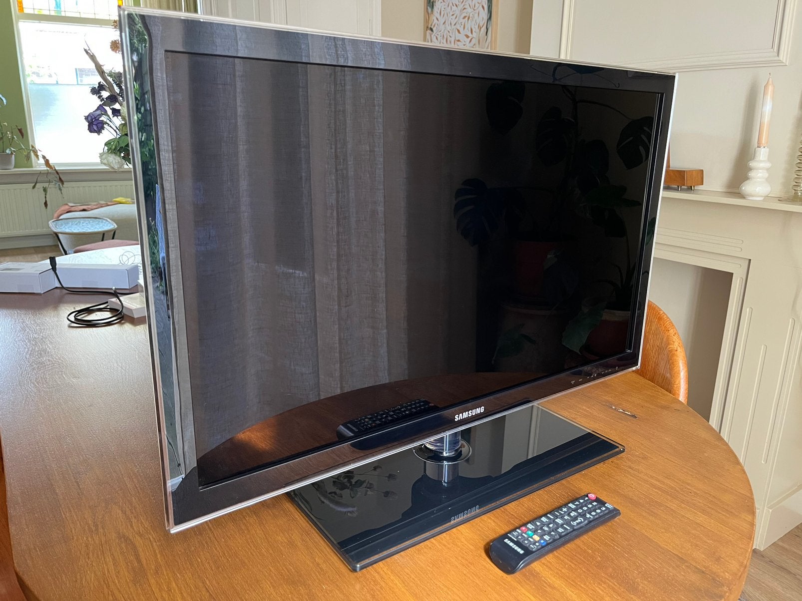 Samsung 32" Full HD LED + afstandsbediening, Ophalen, LED, 50 Hz, 80 tot 100 cm