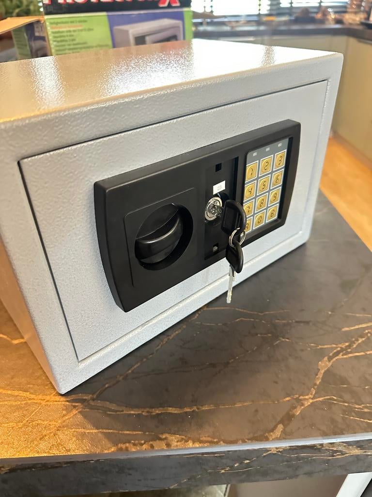 Protector XS kluis – compact & veilig (met code + sleutels), Huis en Inrichting, Brandblussers en Brandkasten, Ophalen of Verzenden
