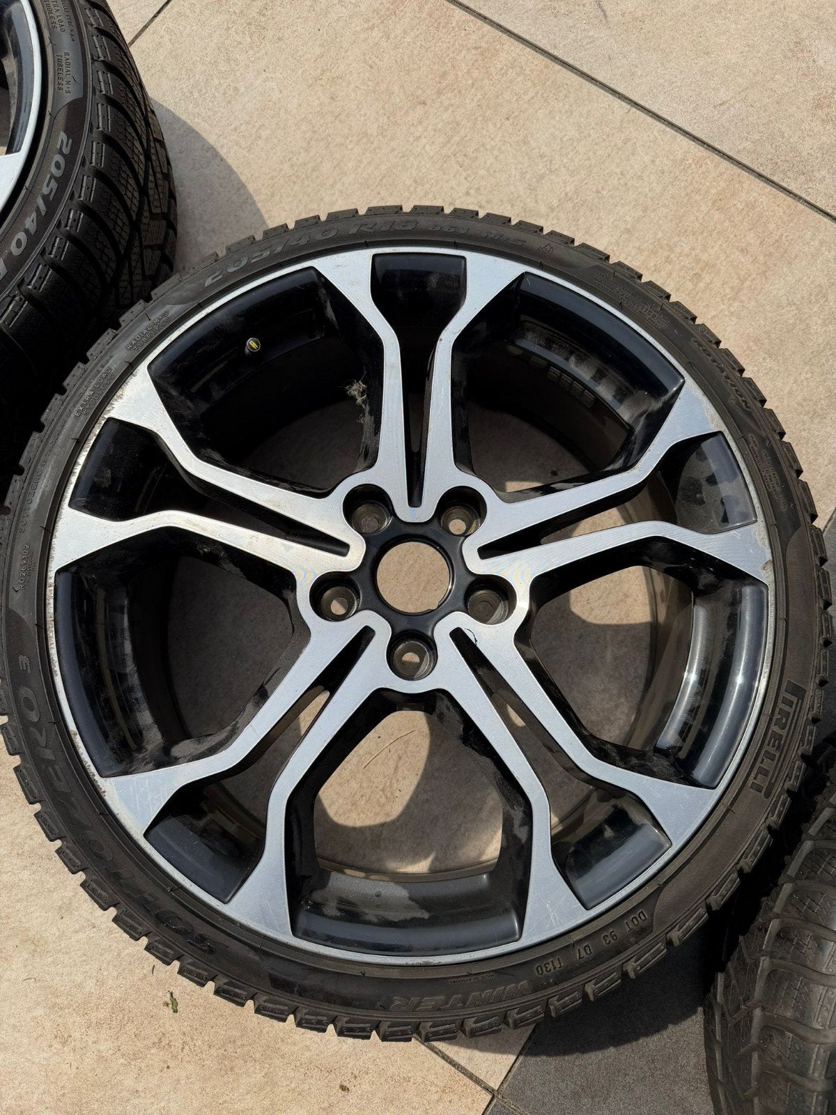 Clio rs trophy velgen met winterbanden, Auto-onderdelen, Banden en Velgen, 18 inch, Band(en), Zomerbanden, 205 mm