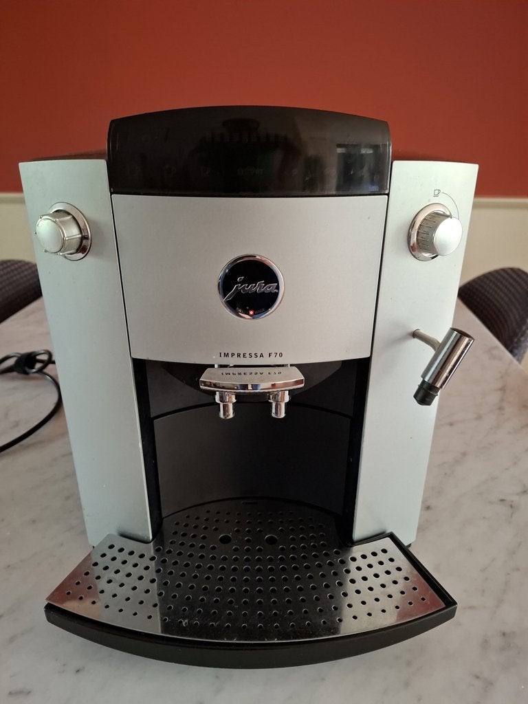 JURA Impresa F70, Witgoed en Apparatuur, Ophalen, Gebruikt, Koffiemachine, 2 tot 4 kopjes