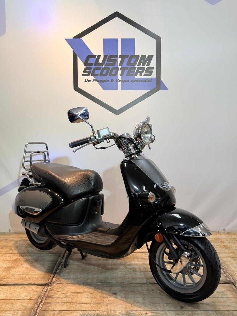 Aprillia Mojito Custom 50cc 2 takt 2009 45 km brom scooter