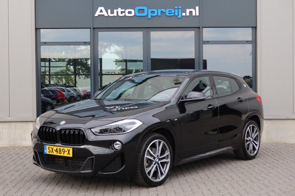 Bmw X2 X2 sDrive18i AUTOMAAT M-Sport High Executive, NAVI, H, Auto's, X2, Gebruikt, Euro 6, Parkeerassistent