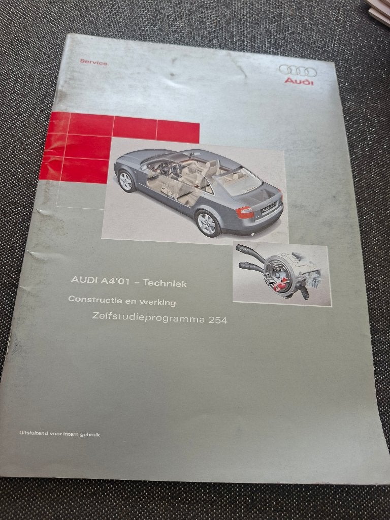 Service training audi A4 '01, Auto diversen, Handleidingen en Instructieboekjes, Ophalen of Verzenden