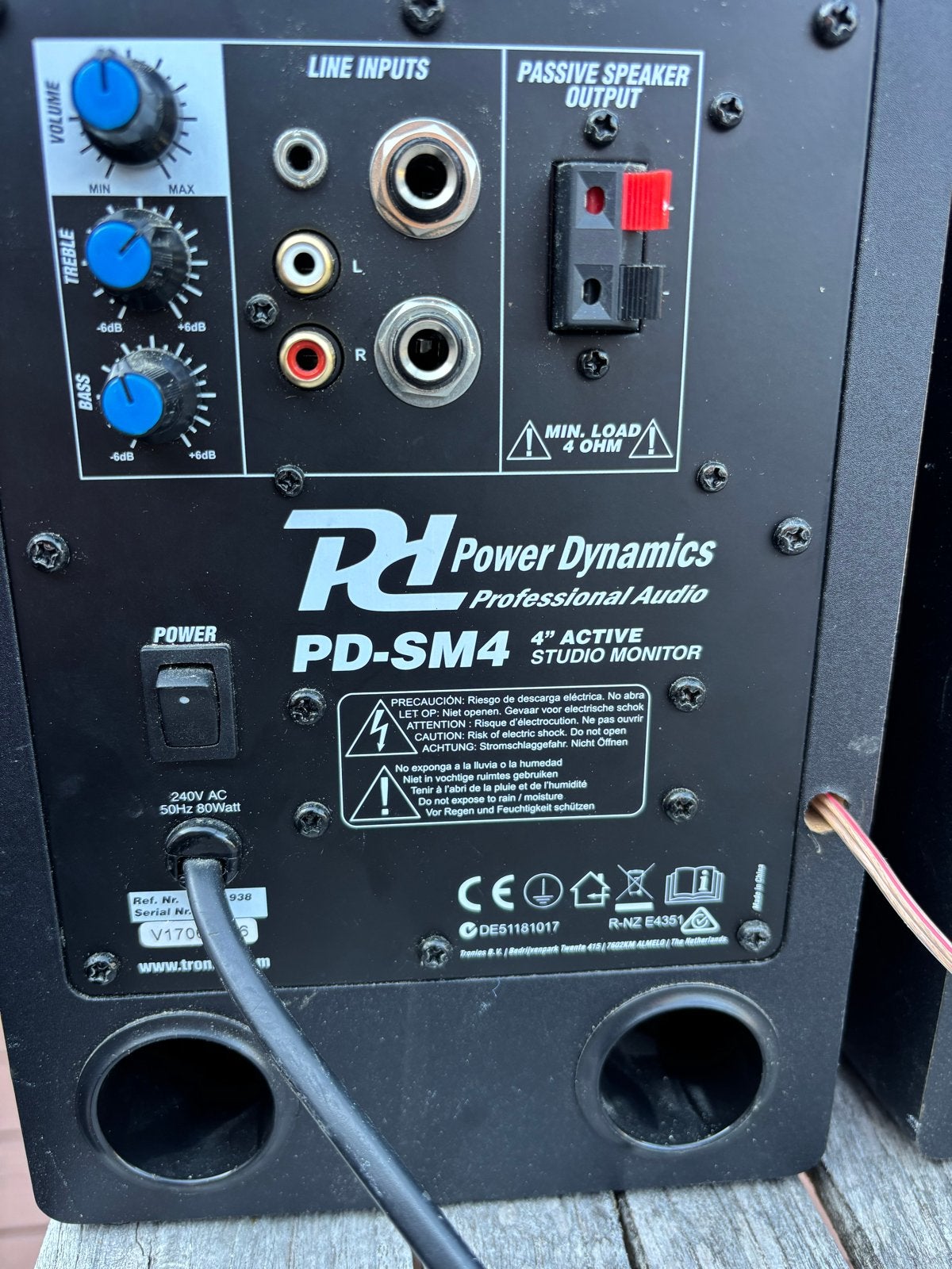KRK Studiomonitoren - Power Dynamics PD-SM4, Studiomonitor, Gebruikt, Inclusief kabels, Ophalen of Verzenden