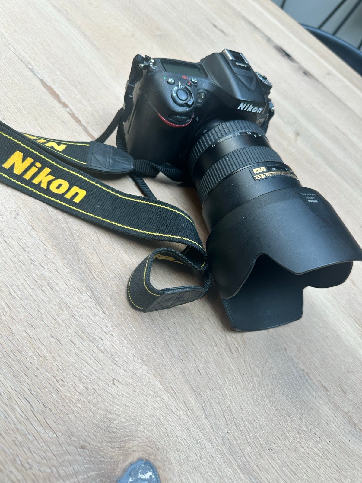 Nikon D7100 body met Nikkor 17-55mm f/2.8 lens, Spiegelreflex, Ophalen of Verzenden, Zo goed als nieuw, Nikon