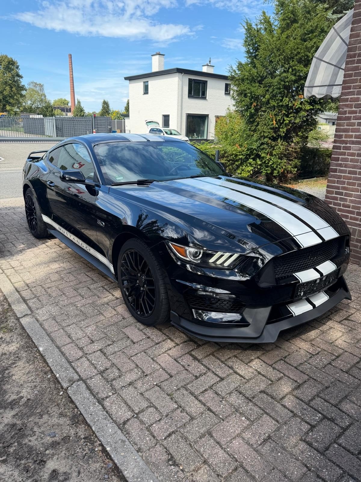 Ford mustang  5.0gt fastback  2017