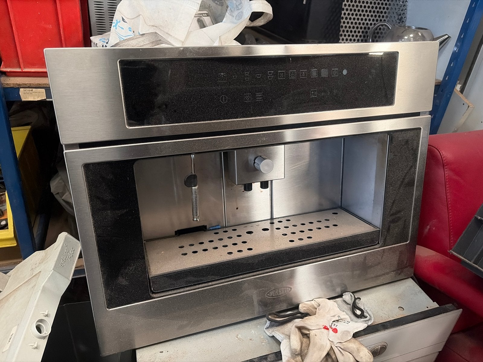 Boretti Inbouw Koffiezetapparaat - Luxe en Gebruiksvriendeli, Afneembaar waterreservoir, Gebruikt, Abbenbroeksestraat 31 schiedam
