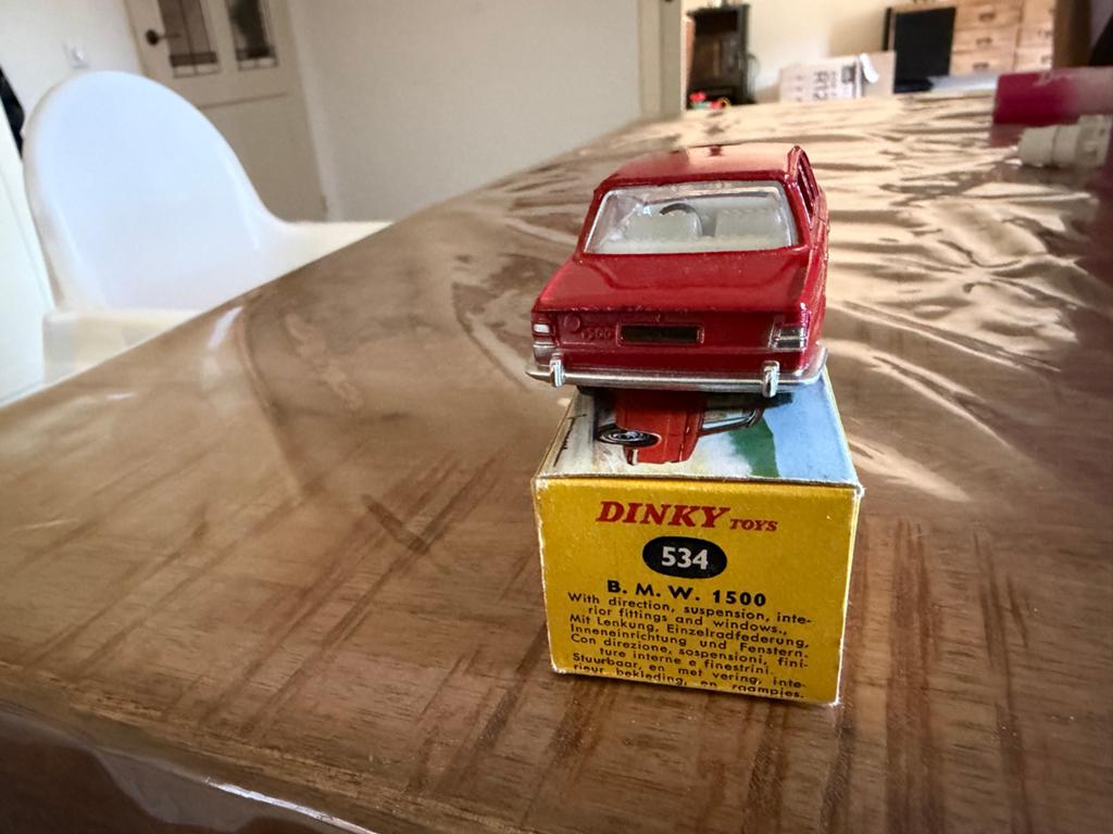 Dinky Toys France BMW 1500 - Zeer Mooie Staat met Doos, D, Dinky Toys, Ophalen of Verzenden, Zo goed als nieuw