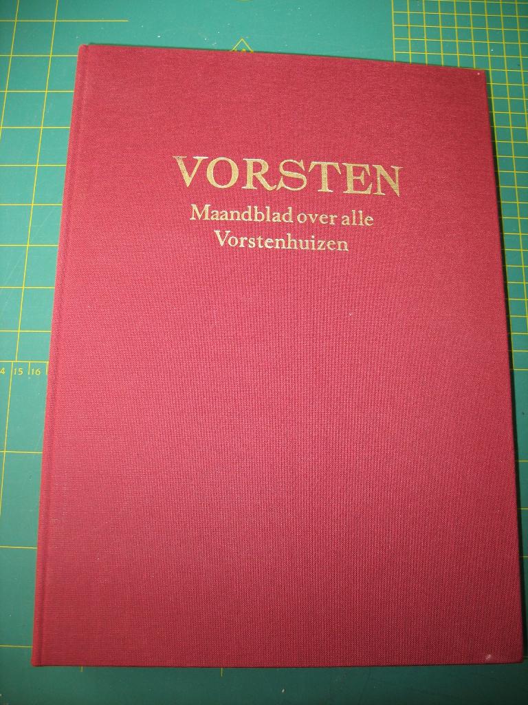 Konlijkhuis boeken van Maandblad Vorsten, Boeken, Partijen en Verzamelingen, Ophalen of Verzenden, Zo goed als nieuw, Geschiedenis en Politiek