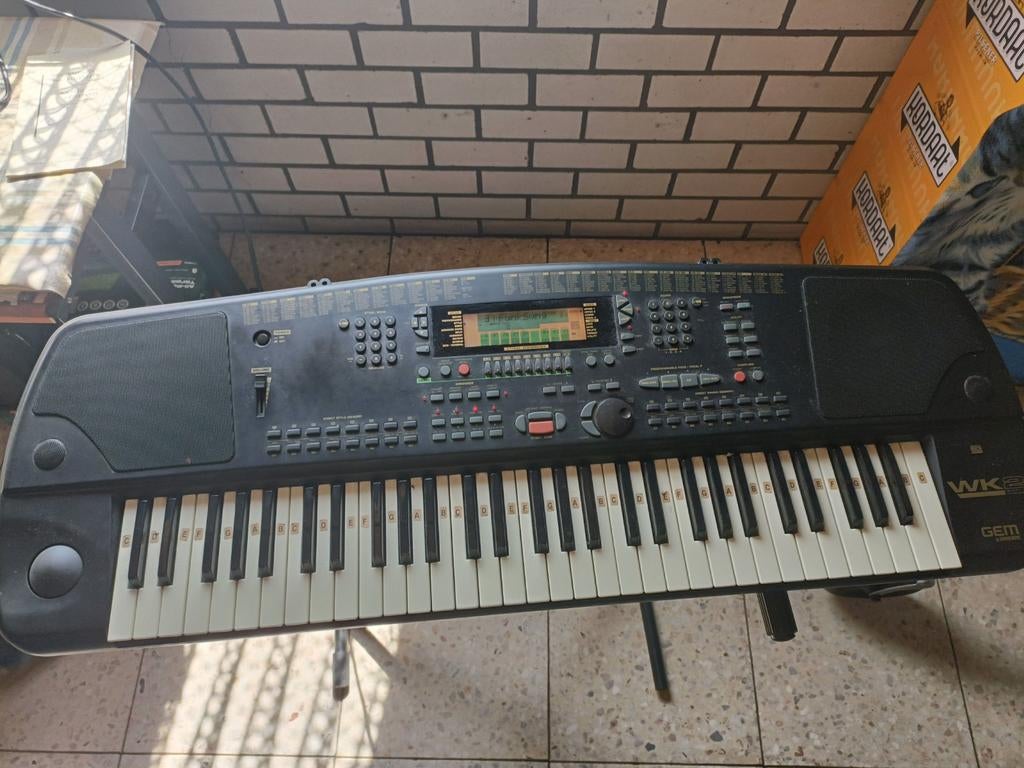 Keyboard (WK 2 GEM ) Met standaard, Muziek en Instrumenten, Keyboards, Met standaard, Ophalen, Overige merken, 61 toetsen