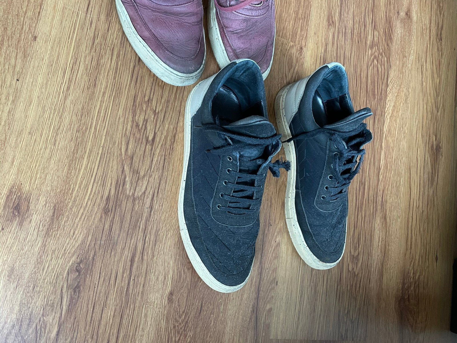 Zwarte filling pieces schoenen sneakers maat 42 fits als 43, Ophalen of Verzenden, Zo goed als nieuw, Zwart