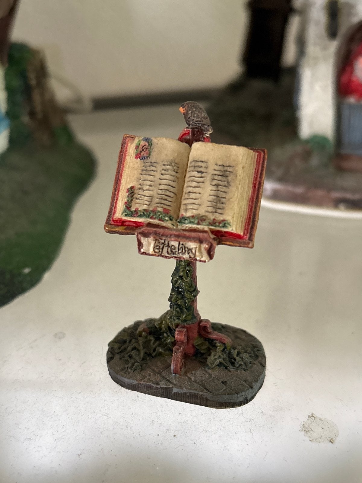 Efteling miniatuur sprookjesboek met vogel, Ophalen of Verzenden, Zo goed als nieuw, Beeldje of Poppetje