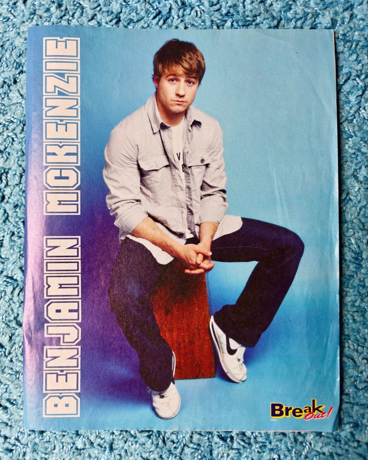 Benjamin McKenzie poster breakout vintage, Verzamelen, Posters, Rechthoekig Staand, A4 of kleiner, Nieuw, Ophalen of Verzenden