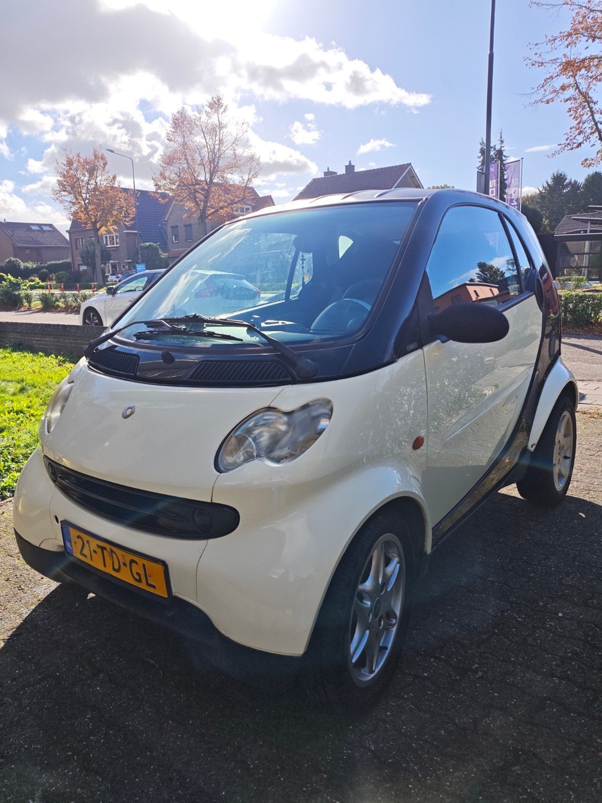 Smart 0.7 City Coupe 2006 Fortwo Smart, 21 km/l, Achterwielaandrijving, 18 €/maand, Zwart